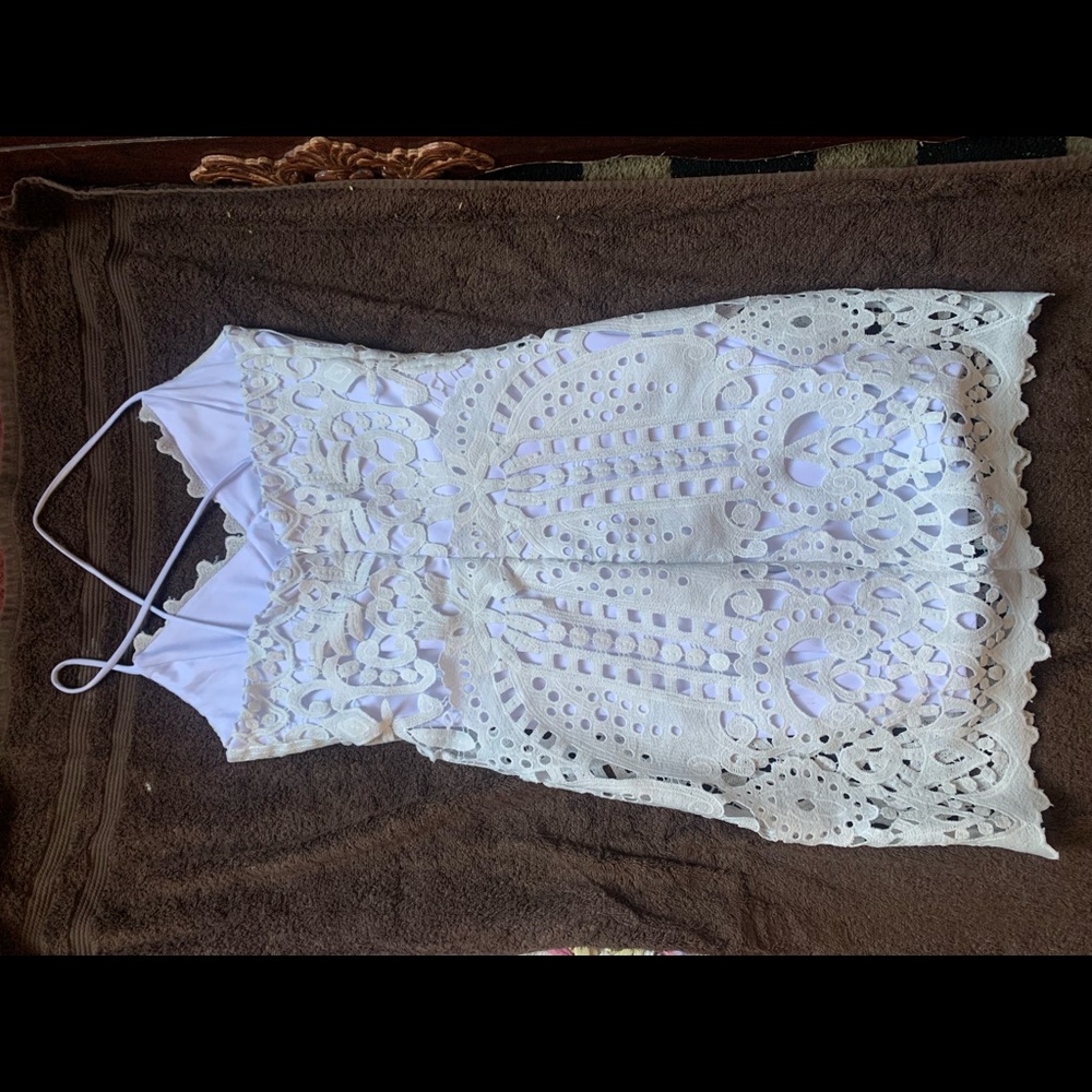 🤍Off-white/white Dress with built in slip and lace detail🤍